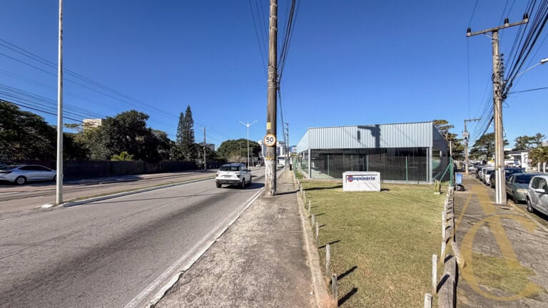 Loja para alugar – 750,00m² – Capoeiras | Florianópolis/SC.