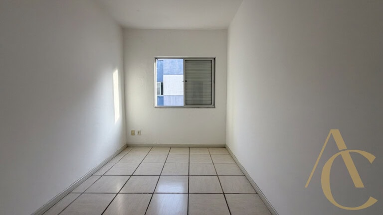 Apartamento para alugar – 2 quartos – Centro | Florianópolis/SC.