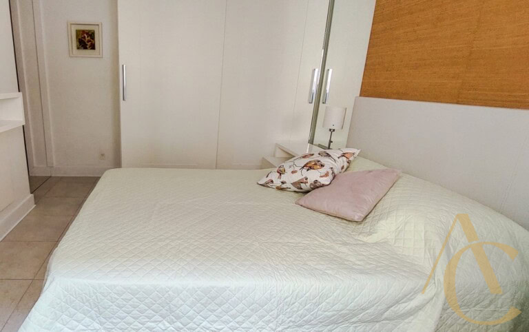 Apartamento à venda – 02 quartos sendo 01 suíte – Jurerê | Florianópolis/SC