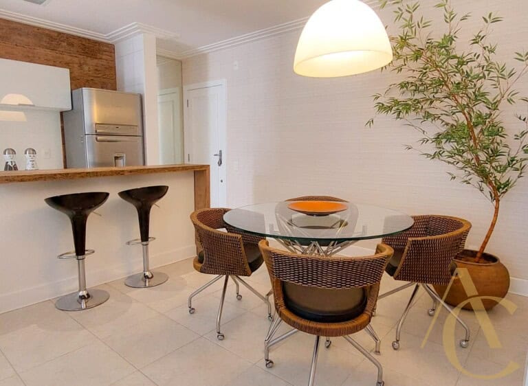 Apartamento à venda – 02 quartos sendo 01 suíte – Jurerê | Florianópolis/SC