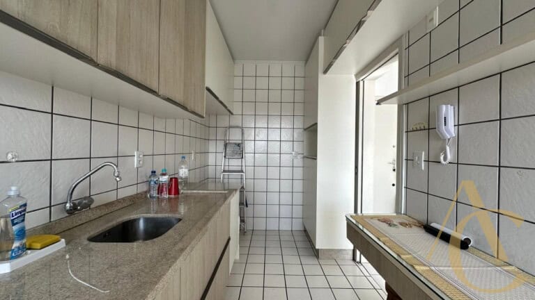 Apartamento à venda – 03 dormitórios sendo 01 suíte – Campinas | São José/SC