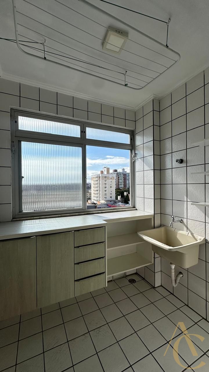 Apartamento à venda – 03 dormitórios sendo 01 suíte – Campinas | São José/SC