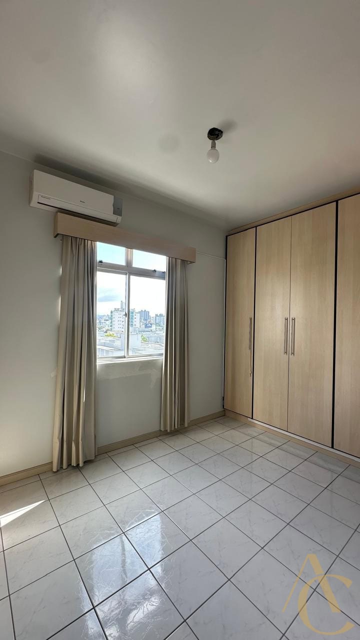 Apartamento à venda – 03 dormitórios sendo 01 suíte – Campinas | São José/SC