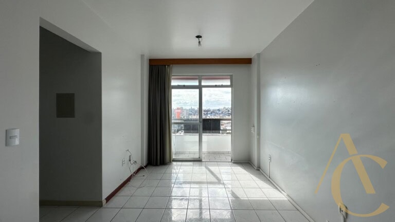 Apartamento à venda – 03 dormitórios sendo 01 suíte – Campinas | São José/SC