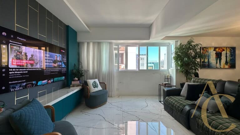 Apartamento duplex para locação – 2 suítes – Centro | Florianópolis/SC.