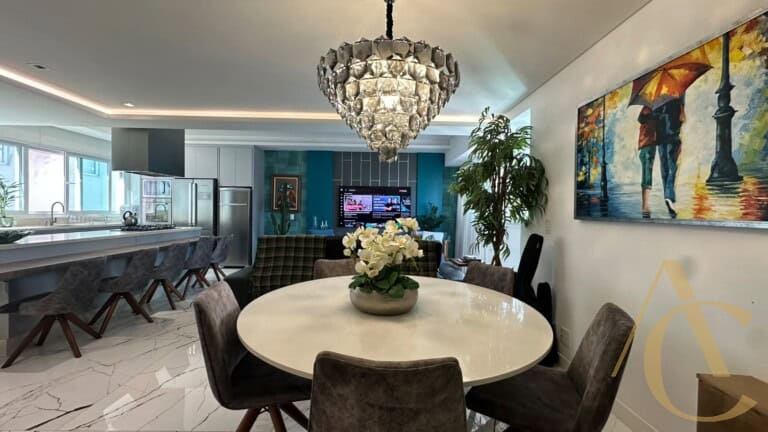 Apartamento duplex para locação – 2 suítes – Centro | Florianópolis/SC.