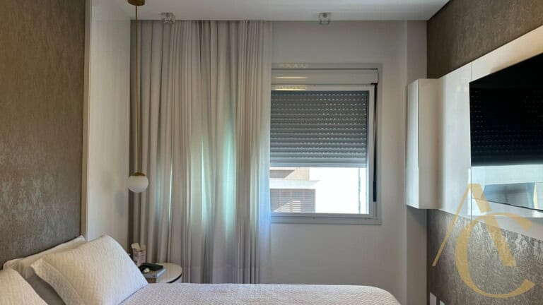 Apartamento duplex para locação – 2 suítes – Centro | Florianópolis/SC.