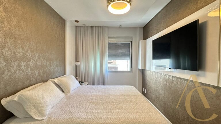 Apartamento duplex para locação – 2 suítes – Centro | Florianópolis/SC.