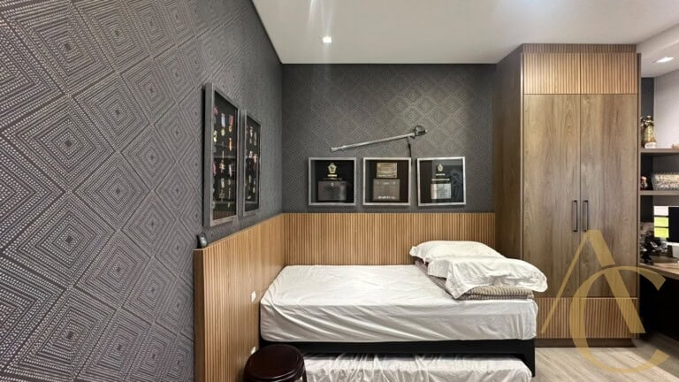 Apartamento duplex para locação – 2 suítes – Centro | Florianópolis/SC.