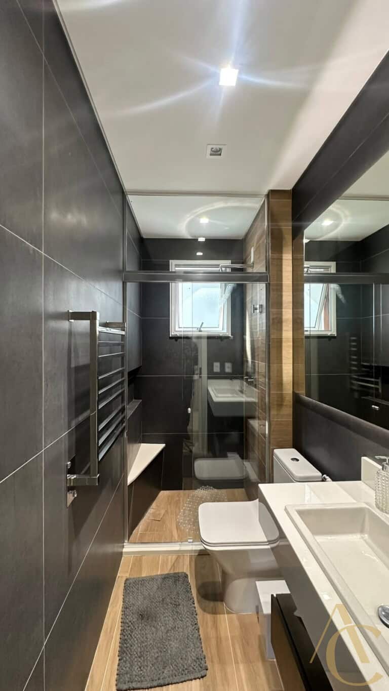 Apartamento duplex para locação – 2 suítes – Centro | Florianópolis/SC.