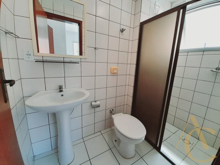 Apartamento para alugar – 2 suítes – Centro | Florianópolis/SC.