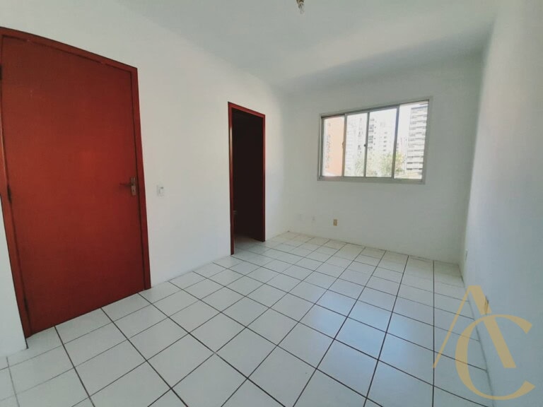 Apartamento para alugar – 2 suítes – Centro | Florianópolis/SC.