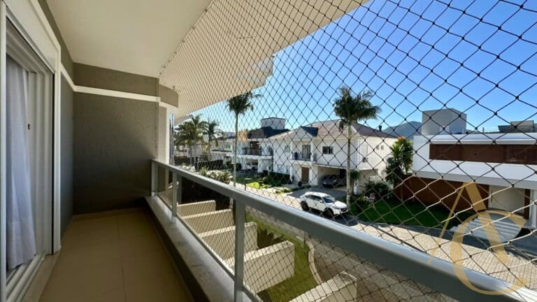 Casa residencial à venda – 4 dormitórios, sendo 2 suítes – João Paulo | Florianópolis/SC.