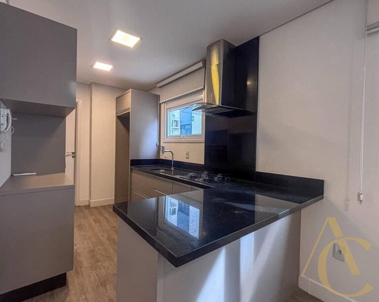 Apartamento à venda – 3 suítes – Centro | Florianópolis/SC