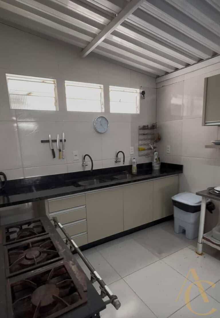 Hotel à venda – 1.900,00m² – 33 suítes – Canasvieiras | Florianópolis/SC