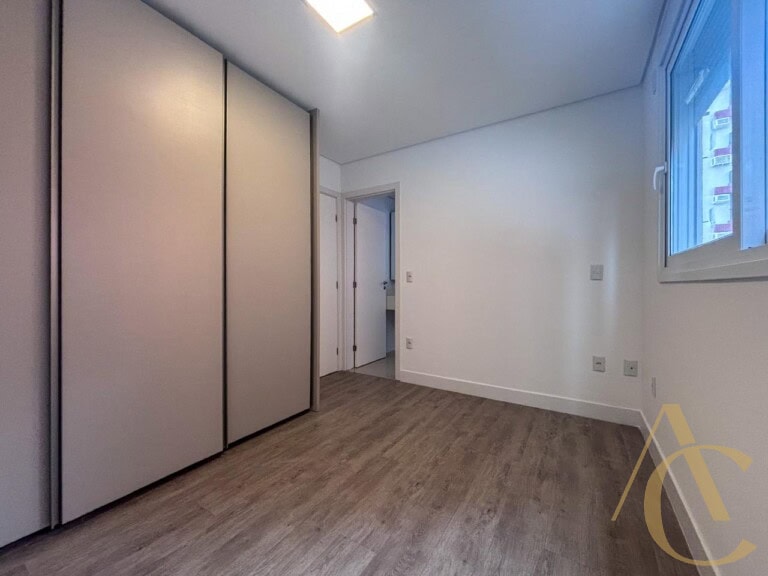 Apartamento à venda – 3 suítes – Centro | Florianópolis/SC
