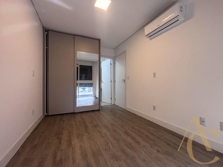 Apartamento à venda – 3 suítes – Centro | Florianópolis/SC