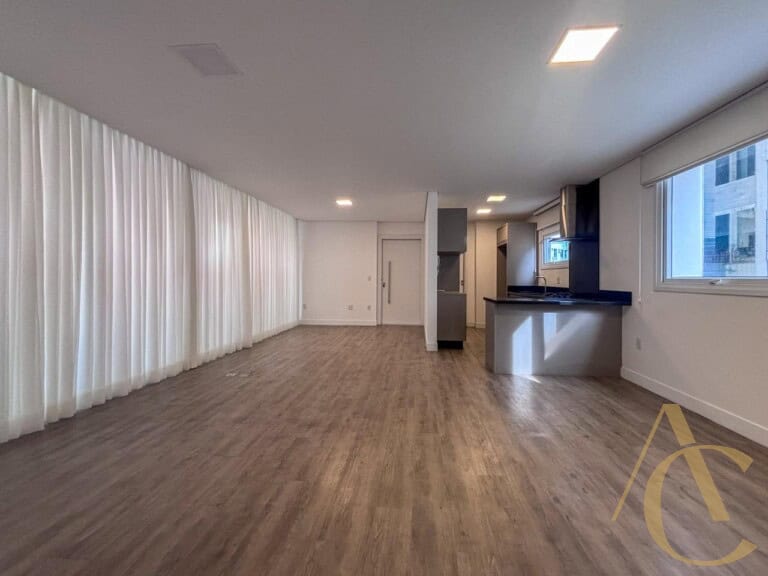 Apartamento à venda – 3 suítes – Centro | Florianópolis/SC
