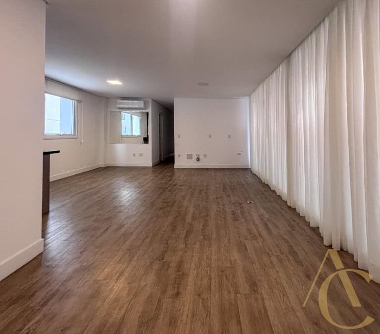 Apartamento à venda – 3 suítes – Centro | Florianópolis/SC