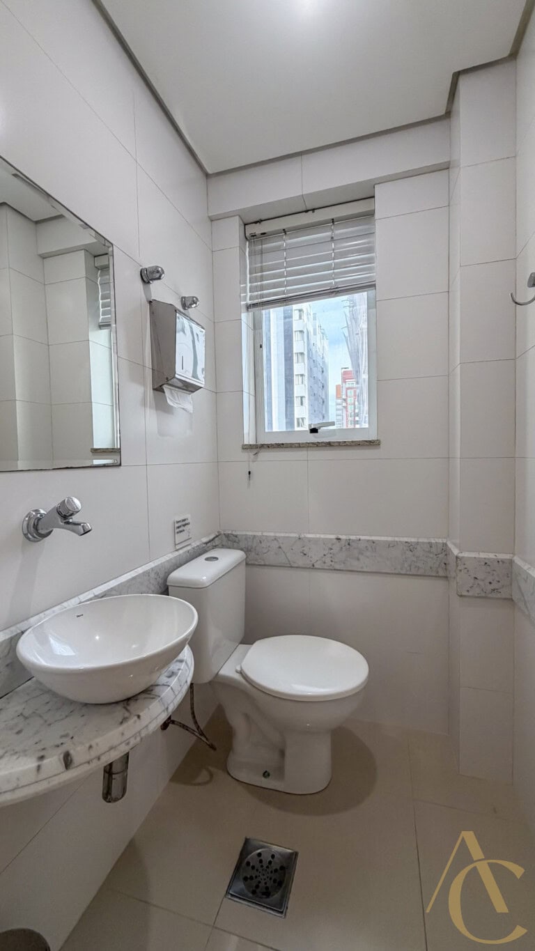 Sala/andar corporativo para locação – 119,00m² – Centro | Florianópolis/SC.