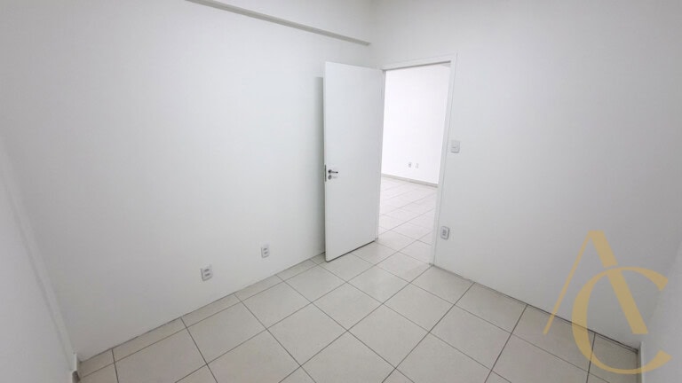Sala para alugar – 77,12m² – Campinas | São José, SC.