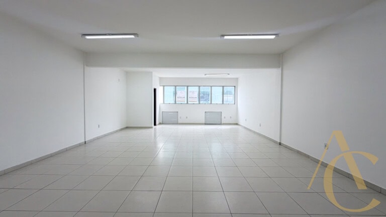 Sala para alugar – 77,12m² – Campinas | São José, SC.