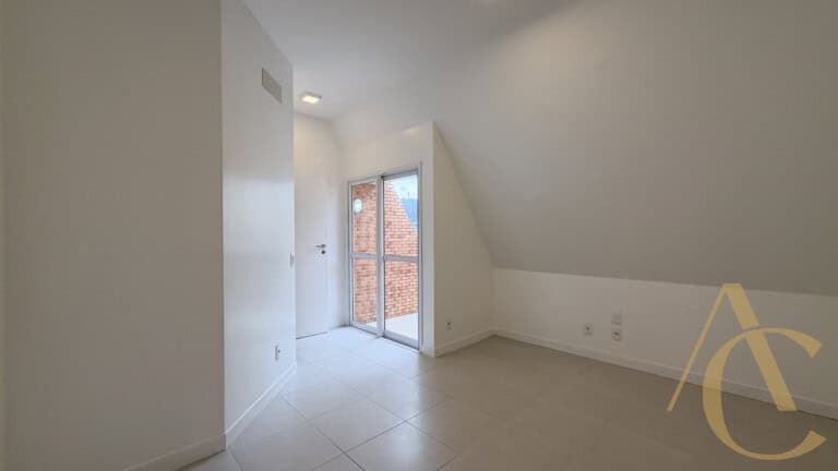 Apartamento para alugar – 03 quartos sendo 01 suíte – Córrego Grande | Florianópolis/SC.