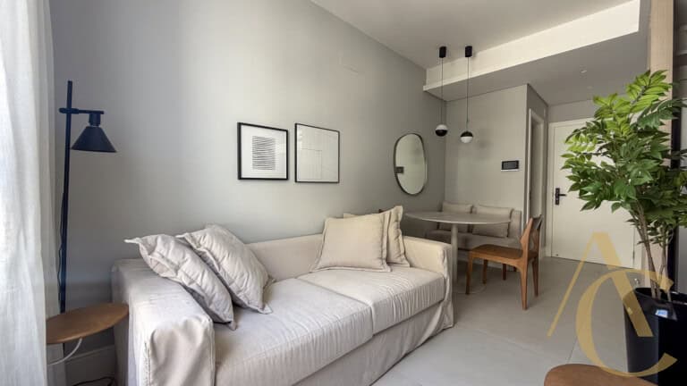 Studio para locação – Mobiliado – Centro | Florianópolis/SC.