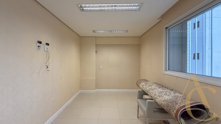 Sala/andar corporativo para locação – 119,00m² – Centro | Florianópolis/SC.