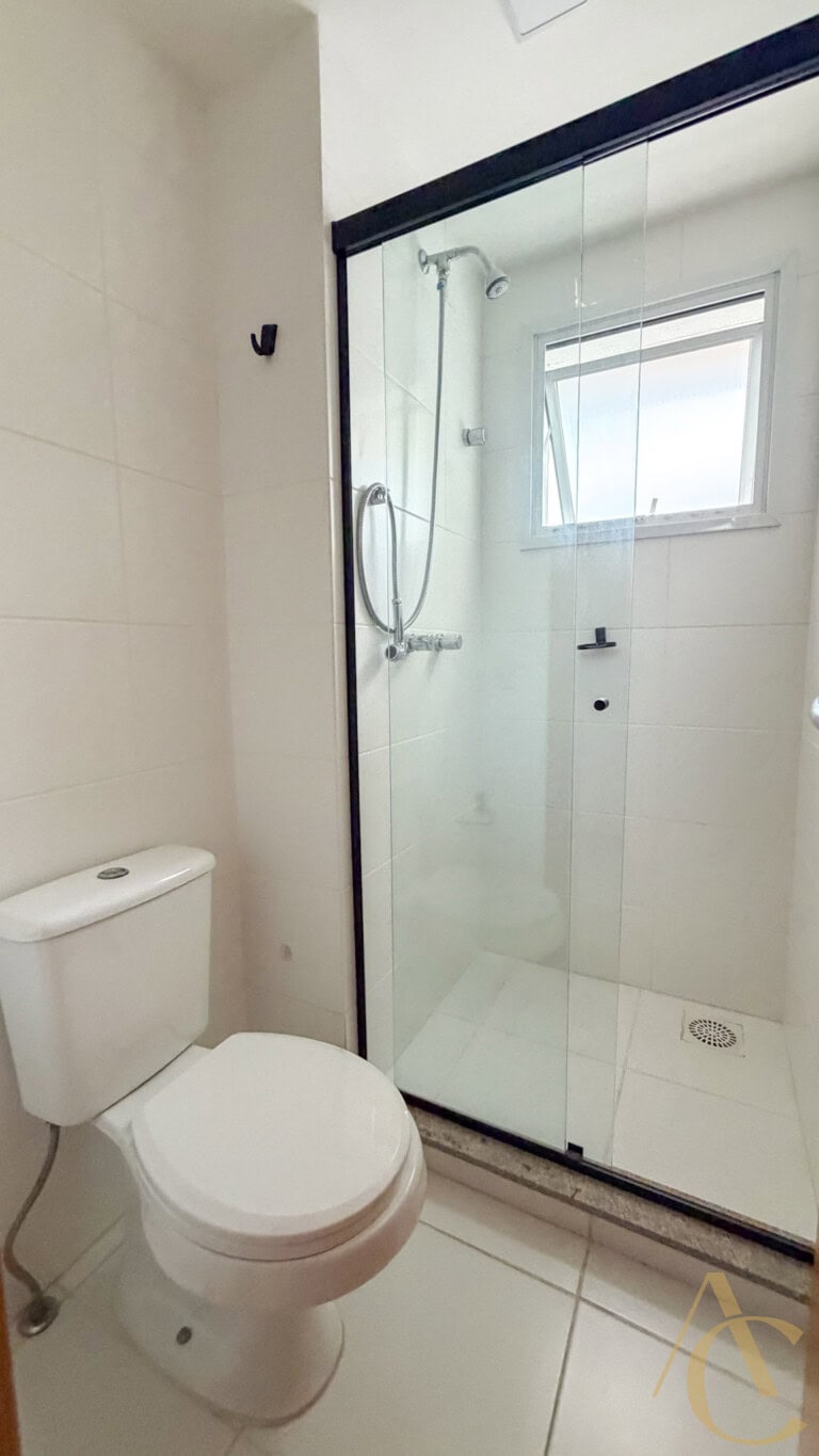 Apartamento para alugar – 3 quartos sendo 1 suíte e demi-suíte – Abraão | Florianópolis/SC.