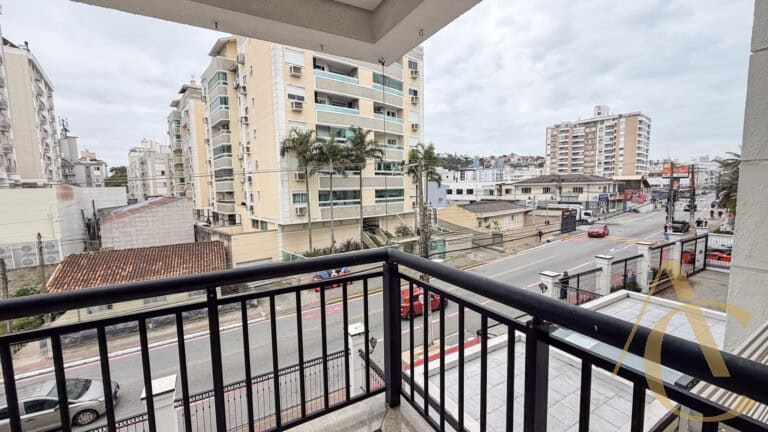 Apartamento para alugar – 1 suíte e 2 demi-suítes –  Abraão | Florianópolis/SC.