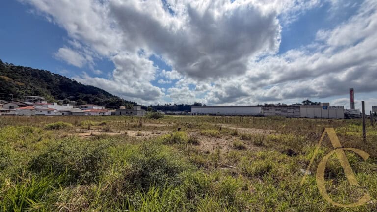 Terreno para alugar, 6.263,36m² – Aririú – Palhoça, SC.