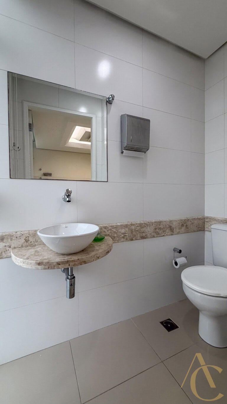 Sala/andar corporativo para locação – 119,00m² – Centro | Florianópolis/SC.