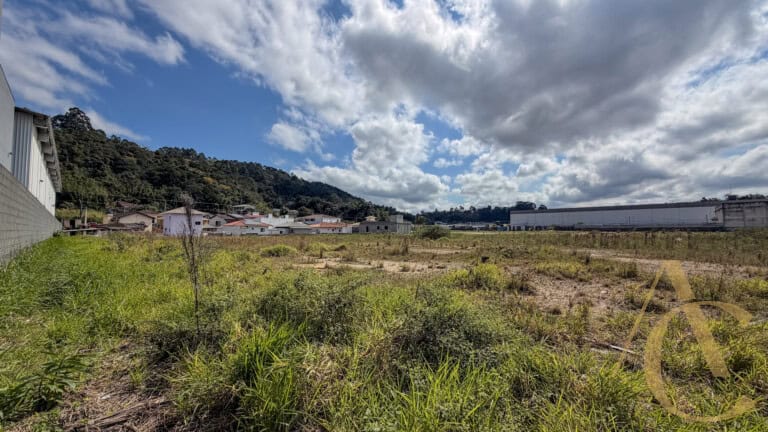 Terreno para alugar, 6.263,36m² – Aririú – Palhoça, SC.