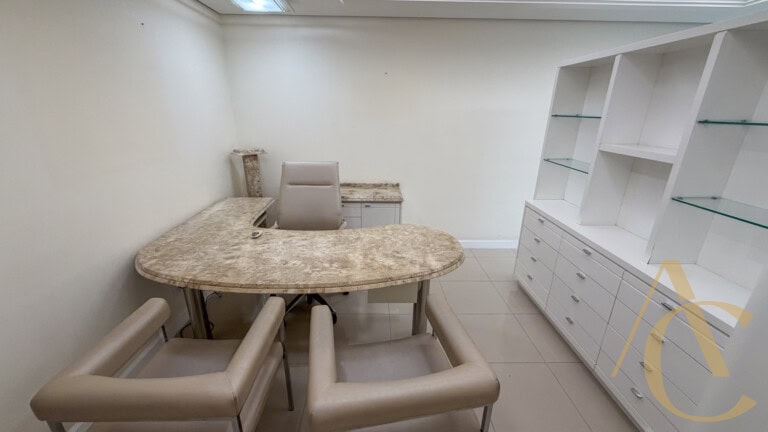 Sala/andar corporativo para locação – 119,00m² – Centro | Florianópolis/SC.