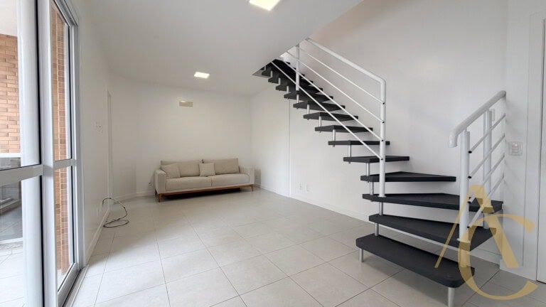 Apartamento para alugar – 03 quartos sendo 01 suíte – Córrego Grande | Florianópolis/SC.