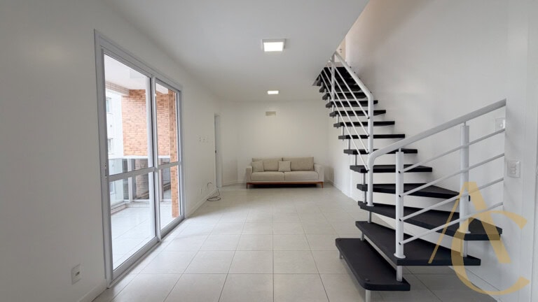 Apartamento para alugar – 03 quartos sendo 01 suíte – Córrego Grande | Florianópolis/SC.