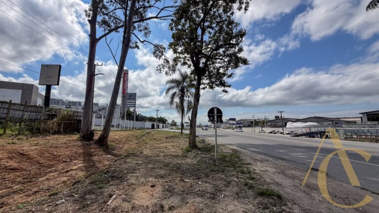Terreno para alugar, 6.263,36m² – Aririú – Palhoça, SC.