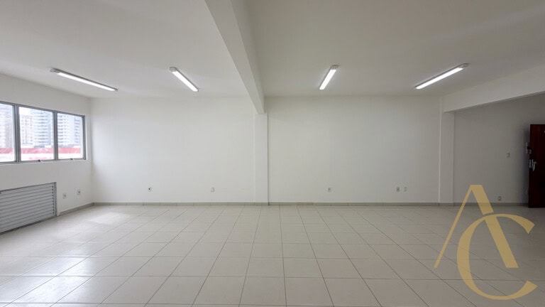 Sala para alugar – 77,12m² – Campinas | São José, SC.