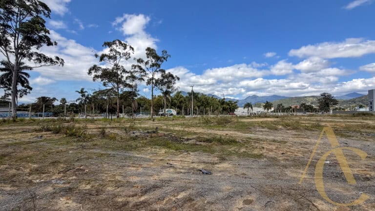 Terreno para alugar, 6.263,36m² – Aririú – Palhoça, SC.
