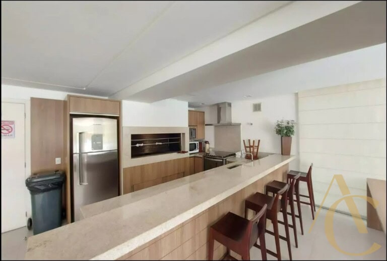 Apartamento para alugar – 03 quartos sendo 01 suíte – Córrego Grande | Florianópolis/SC.