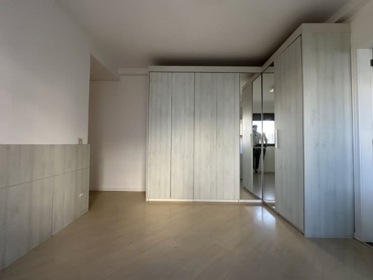 Apartamento para locação – 3 suítes – 3 vagas de garagem – Agronômica | Florianópolis/SC.