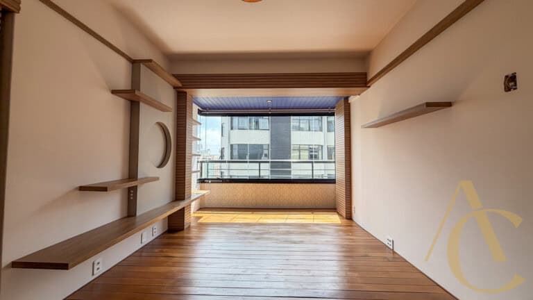 Apartamento para alugar – 2 quartos – Centro | Florianópolis/SC.