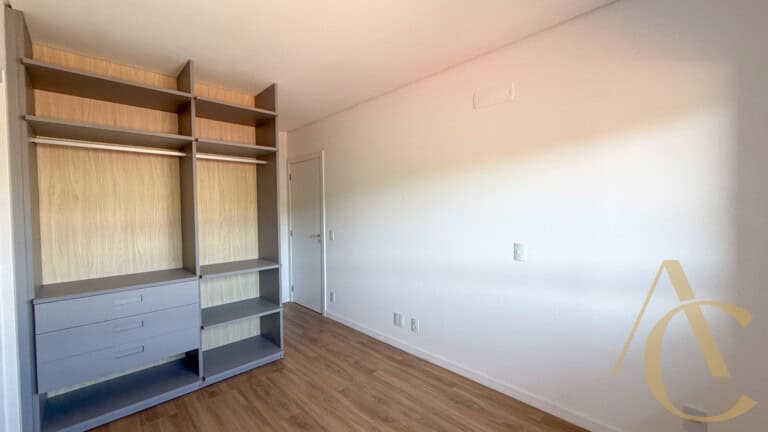 Apartamento para alugar – 2 quartos sendo 1 suíte – Saco Grande | Florianópolis/SC.