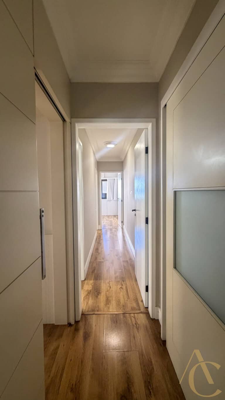 Apartamento para alugar – 3 quartos sendo 1 suíte – Centro | Florianópolis/SC.