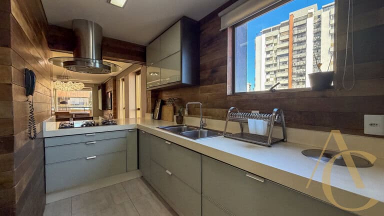 Apartamento para locação – 3 quartos sendo 1 suíte – Agronômica | Florianópolis/SC.