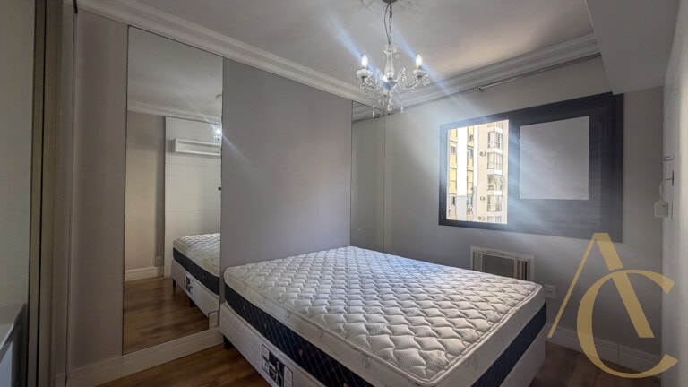 Apartamento para alugar – 3 quartos sendo 1 suíte – Centro | Florianópolis/SC.