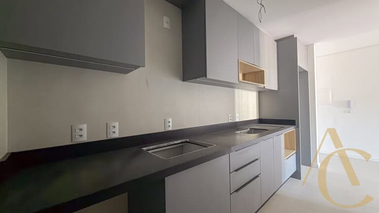 Apartamento para alugar – 2 quartos sendo 1 suíte – Saco Grande | Florianópolis/SC.