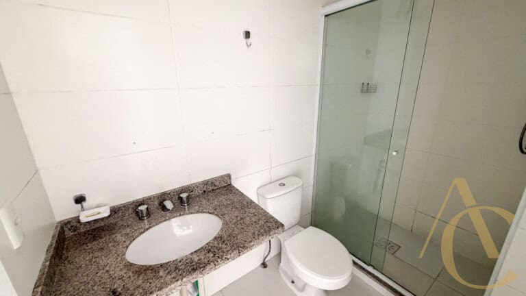 Apartamento para alugar – 3 quartos sendo 1 suíte e demi-suíte – Abraão | Florianópolis/SC.