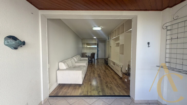 Apartamento para alugar – 3 quartos sendo 1 suíte – Centro | Florianópolis/SC.